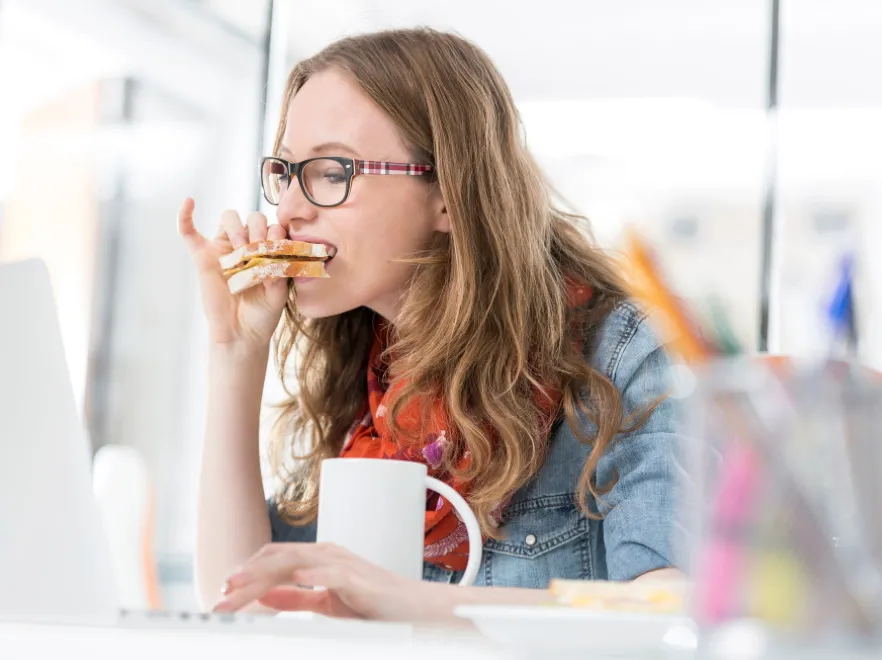 Trudne do uwierzenia, ale prawdziwe! Oto, co zabija efektywność Polaków w pracy