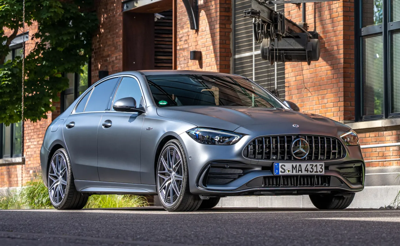 mercedesamg-c-43-4matic-37599404.jpg