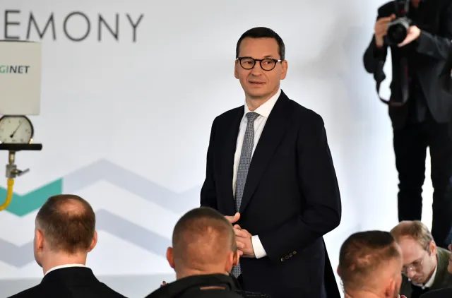 Węglowa próba sił. Sasin kontra Morawiecki