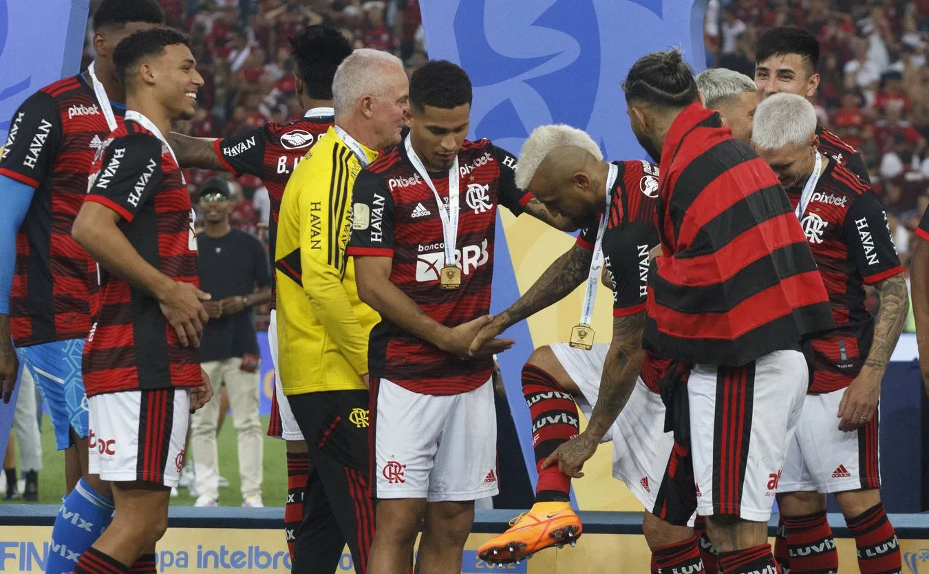 Copa Libertadores. Flamengo zabiera na finał do Ekwadoru kucharza i własne jedzenie