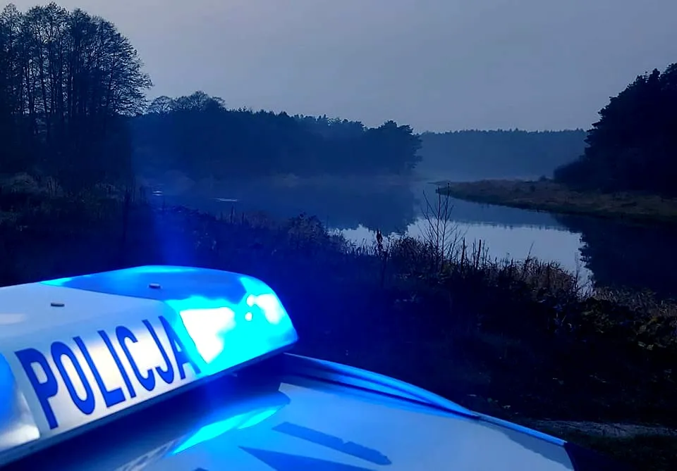 Policja nad rzeką Świsłocz
