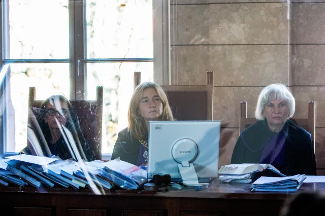 W Katowicach ruszył proces kierowcy autobusu oskarżonego o zabójstwo 19-latki