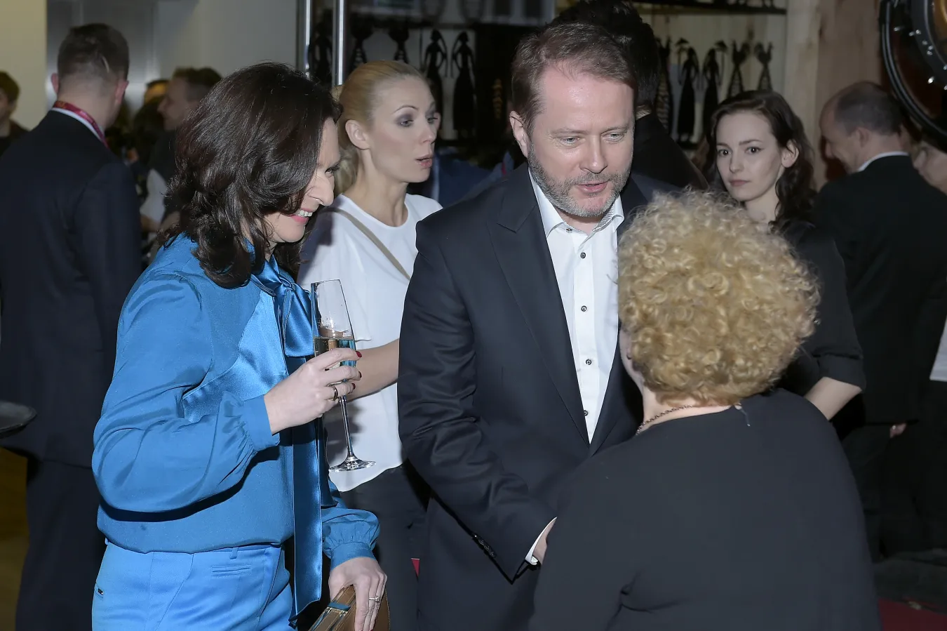 Córka Artura Żmijewskiego jest w związku z kobietą. Opowiedziała o reakcji ojca