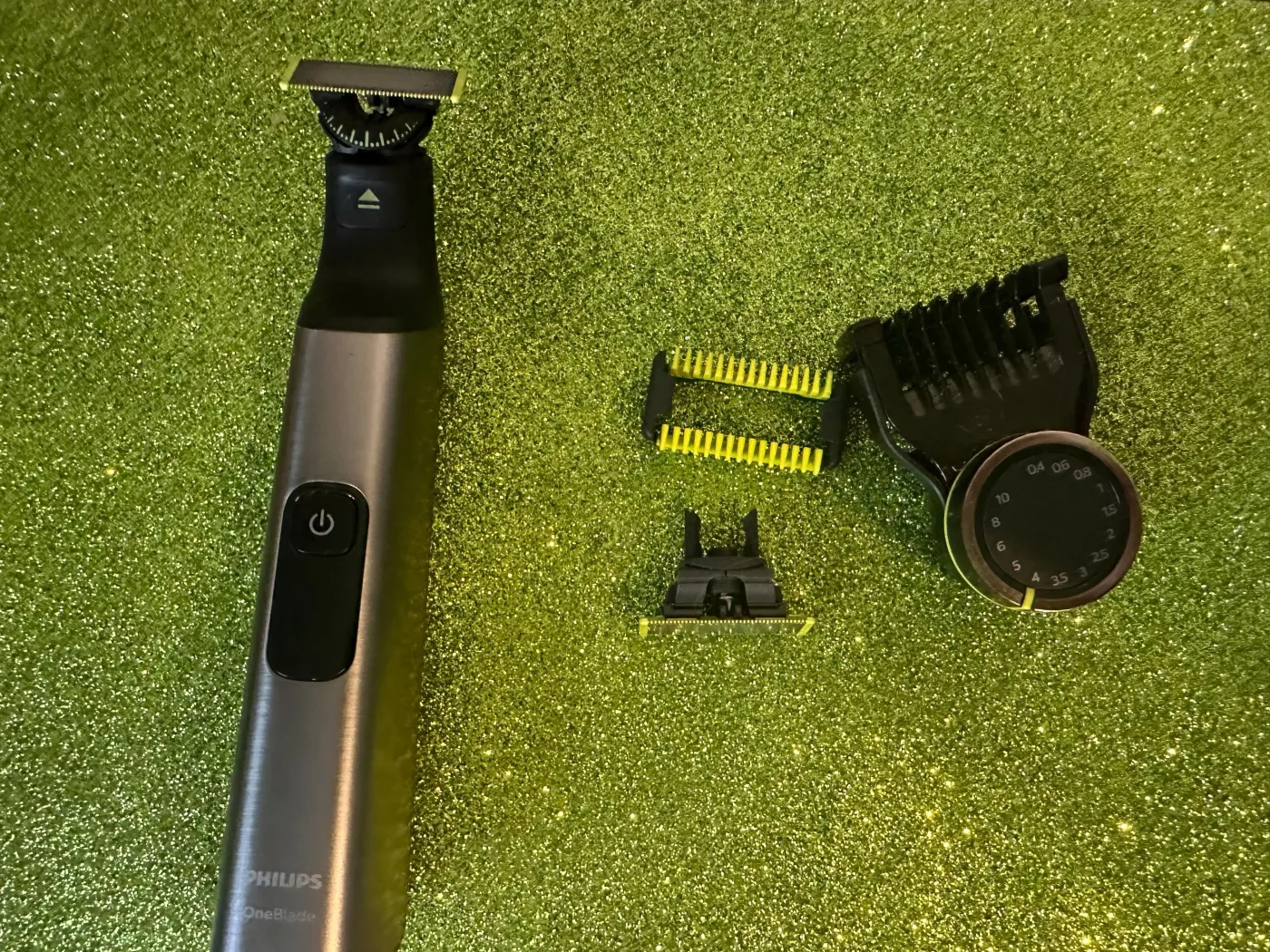 Philips ma nową wersję swojej golarki. Jak sprawdza się ulepszony OneBlade? [RECENZJA]