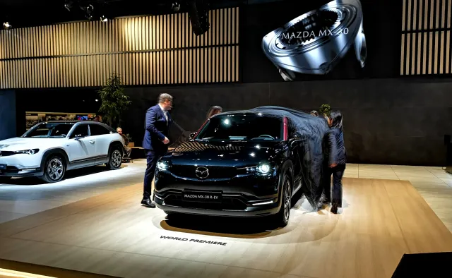 Nowa Mazda z silnikiem Wankla od dziś w Polsce! Nie tylko cena to sensacja