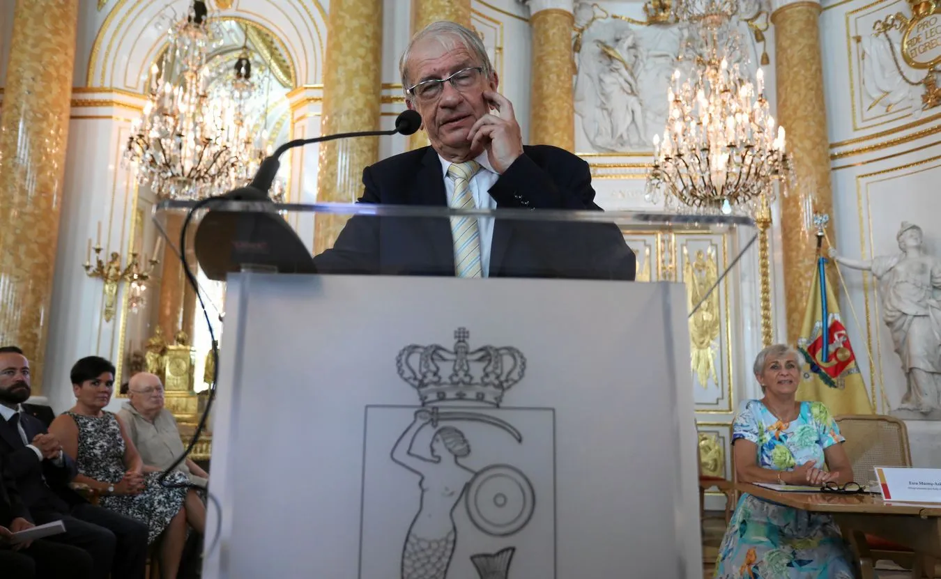 Prof. Roszkowski:  Ja napisałem o produkcji dzieci, ale...