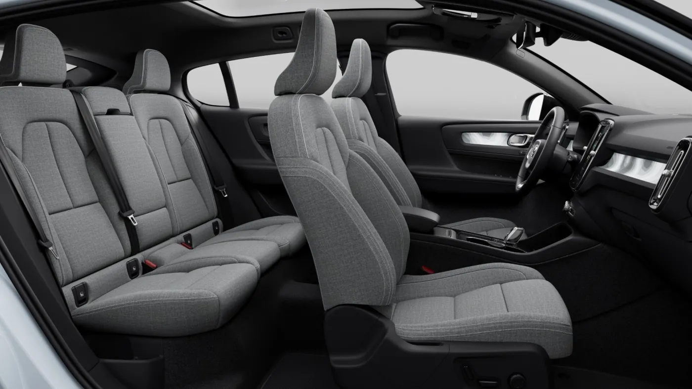 volvo-xc40-i-c40-recharge-37683805.jpg
