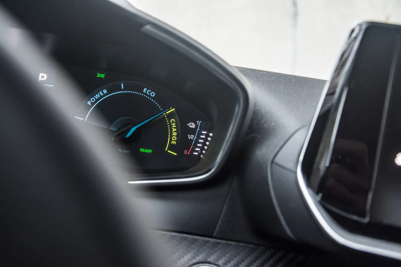 Test Peugeot e-208