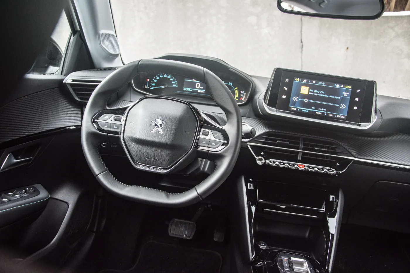 Test Peugeot e-208