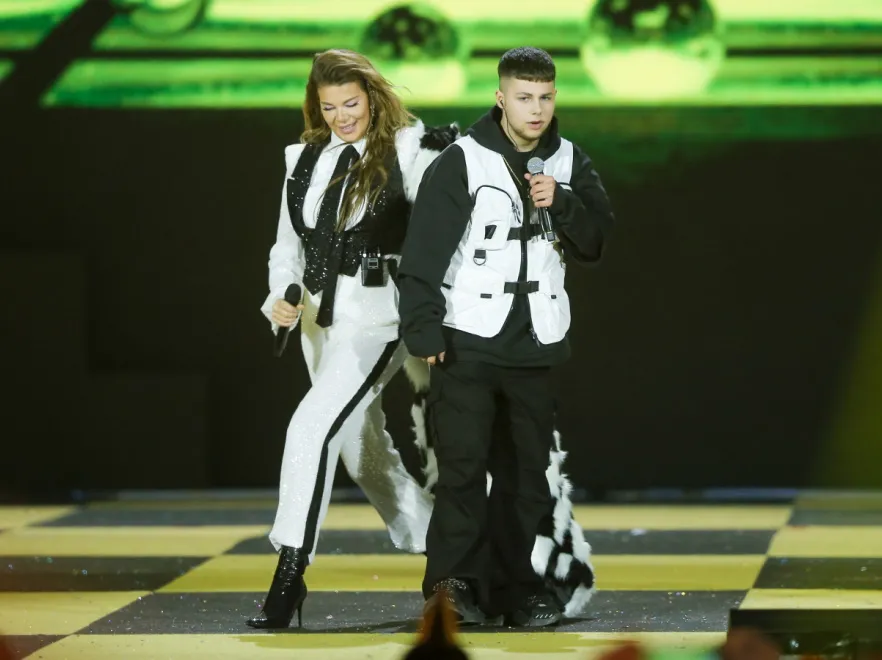 Mooocne uderzenie: Syn Edyty Górniak naśmiewa się z Małgorzaty Rozenek i jej rodziny...