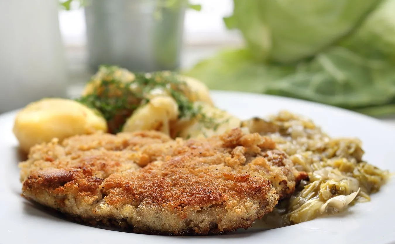 Schabowy pozostanie drogi. Czeka nas najdroższa Wielkanoc od lat