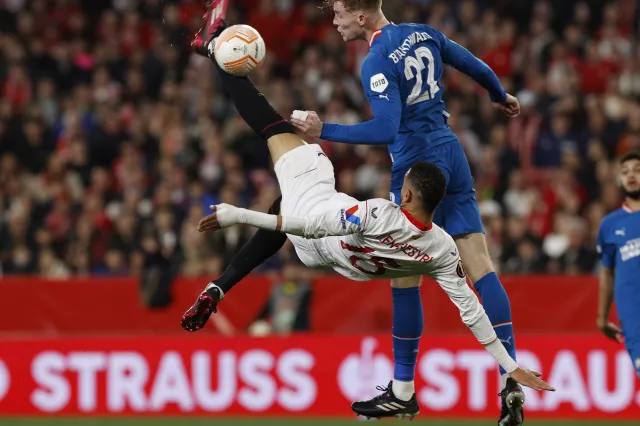 Sevilla jedną nogą w 1/8 finału Ligi Europy. Szczęsny nie zachował czystego konta [WYNIKI]