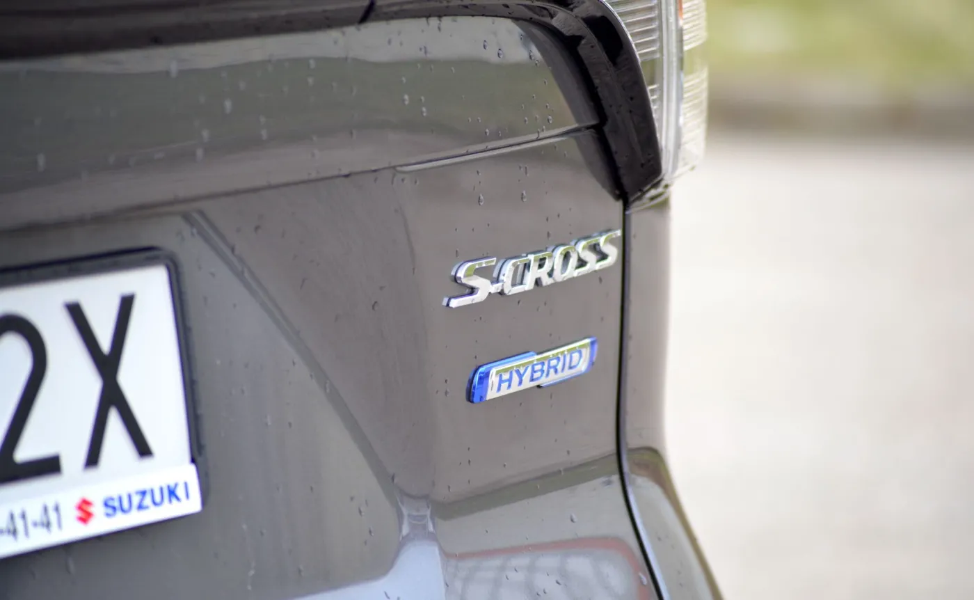 suzuki-scross-14-mh-4wd-37717604.jpg
