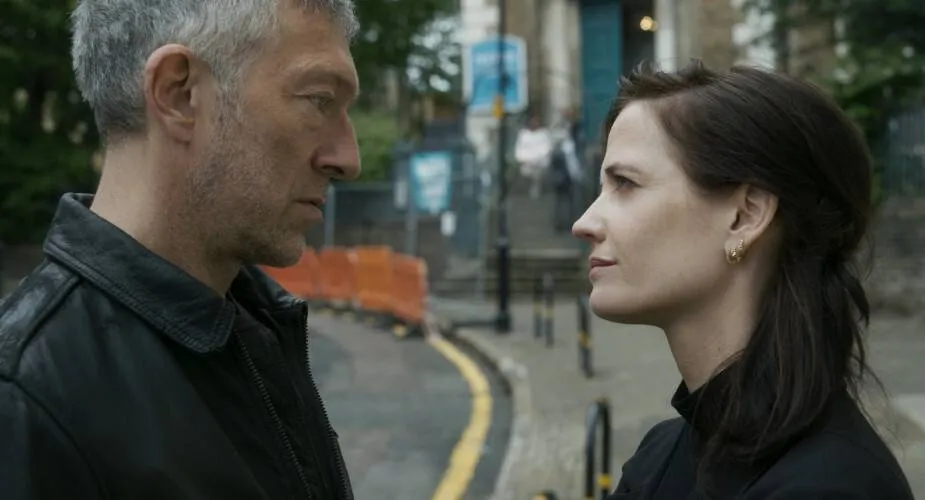 Vincent Cassel i Eva Green w serialu "Połączeni przeszłością"
