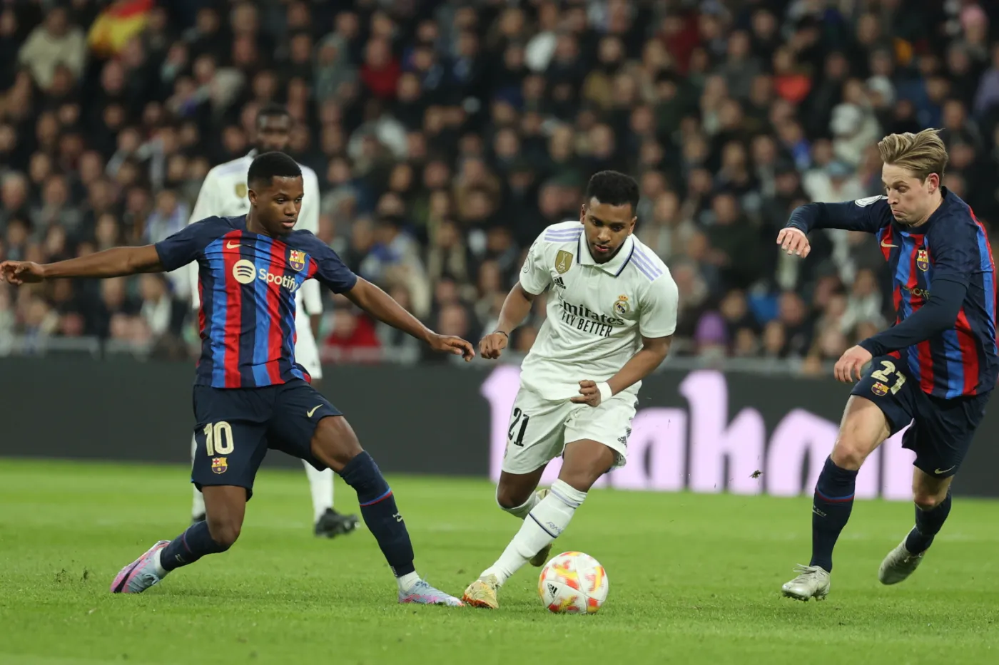 Barcelona pokonała Real Madryt w pierwszym meczu półfinałowym Pucharu Hiszpanii