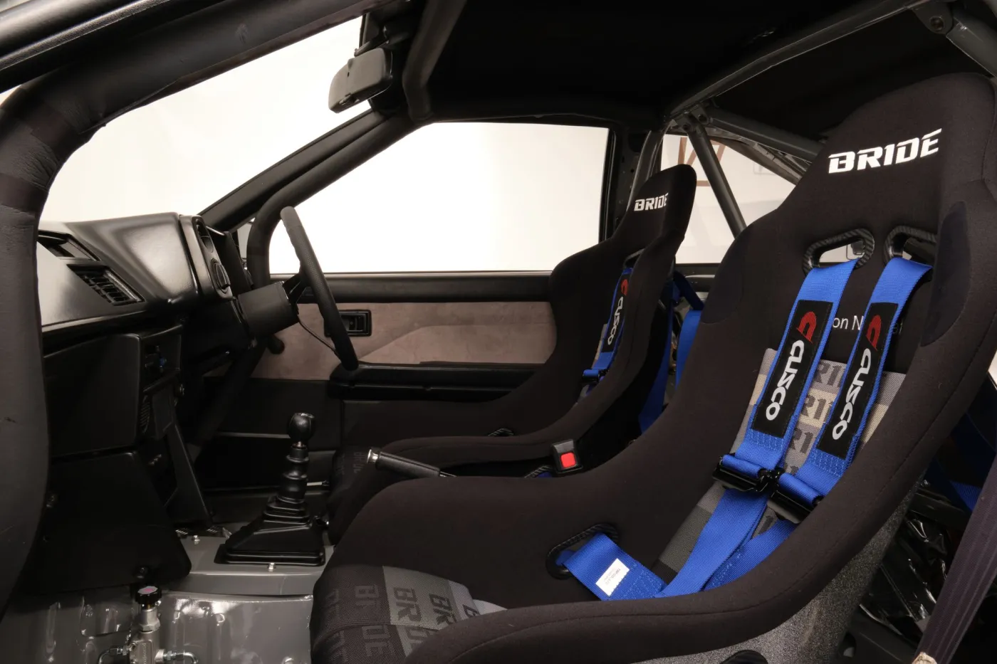 toyota-corolla-ae86-bev-37722220.jpg