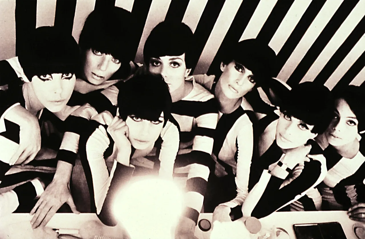 "Kim jesteś, Polly Maggoo?"