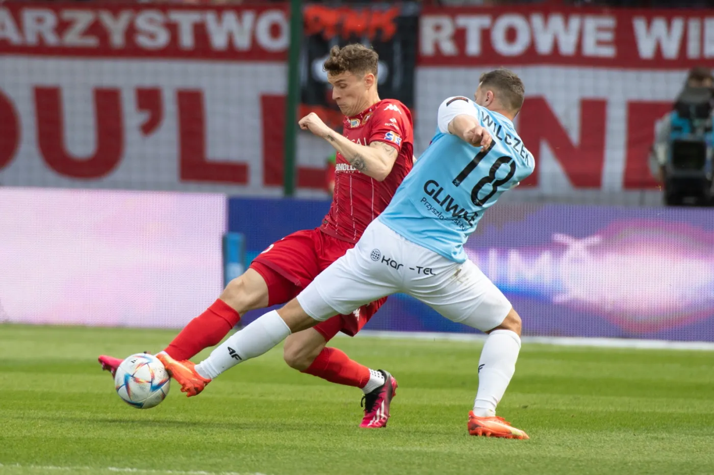 Widzew gonił Piasta, ale zabrakło jednej bramki. Gliwiczanie wracają do domu z 3 punktami [WIDEO]