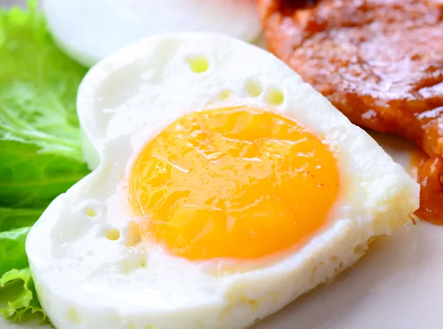 Im delikatniejsza obróbka cieplna jajka, tym jajko zdrowsze
