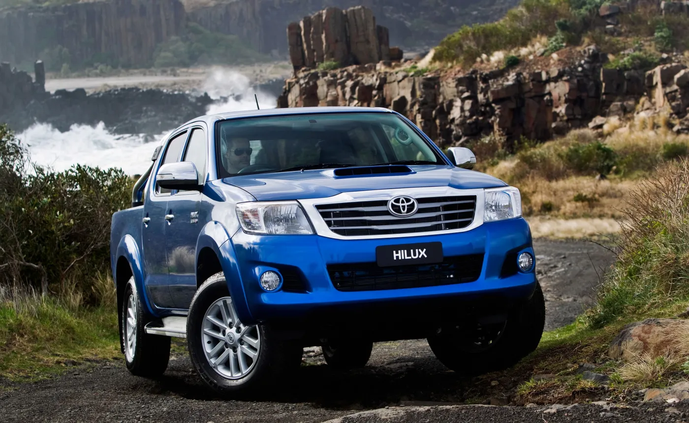 toyota-hilux-7-generacji-37786624.jpg