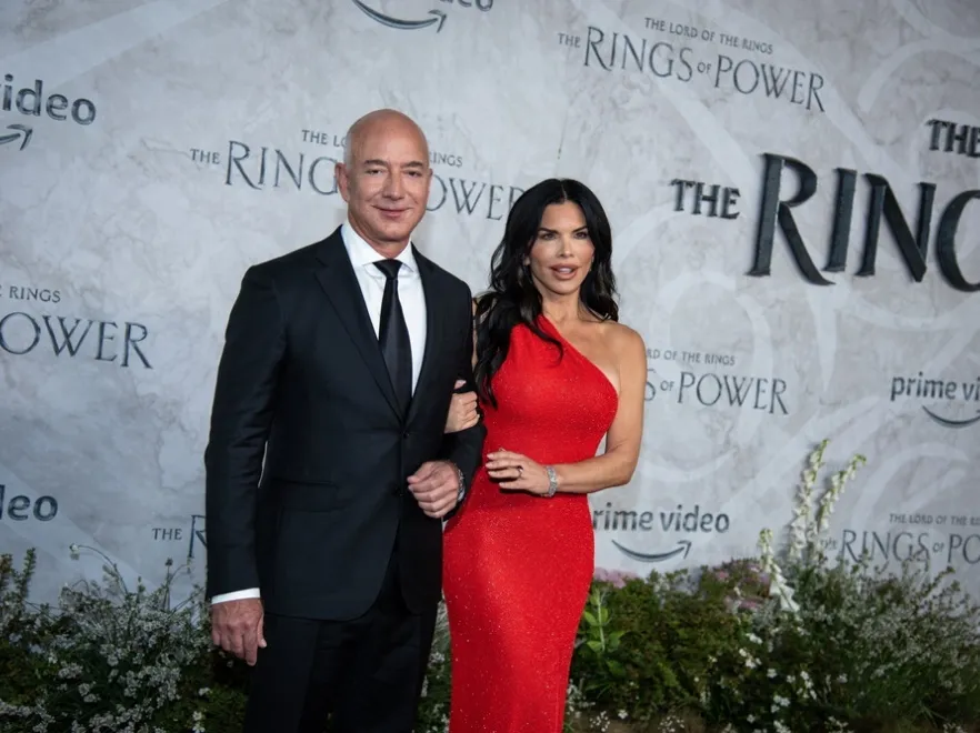 Oświadczyny godne miliardera: TAK Jeff Bezos poprosił o rękę Lauren Sanchez