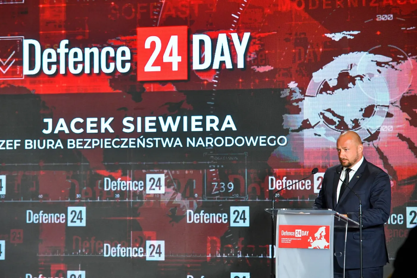 Szef BBN Jacek Siewiera