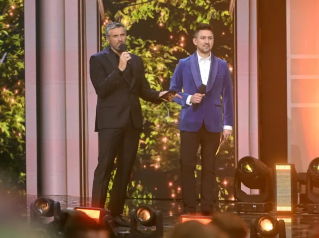 Miszczak na widowni, a Maciej Dowbor zwrócił się do mamy ze sceny w Sopocie. Zawadzka zaniemówiła...