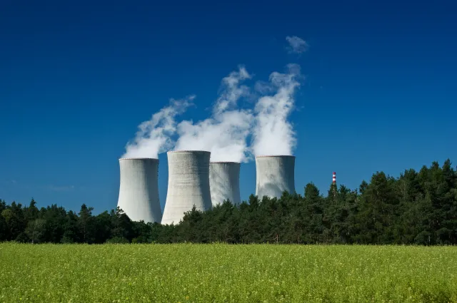 Szyszko staje okoniem ws. budowy elektrowni jądrowej. Ale jest sposób, by zmienił zdanie