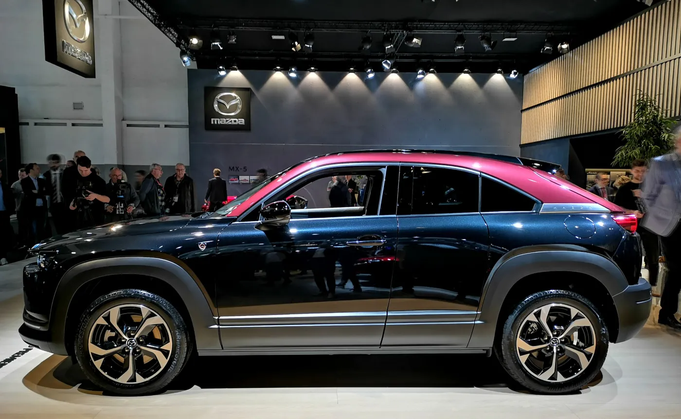 mazda-mx30-eskyactiv-rev-37680269.jpg