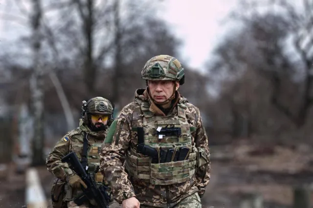 Gen. Syrski prosto z frontu dla BBC. Ważne słowa o ukraińskiej kontrofensywie