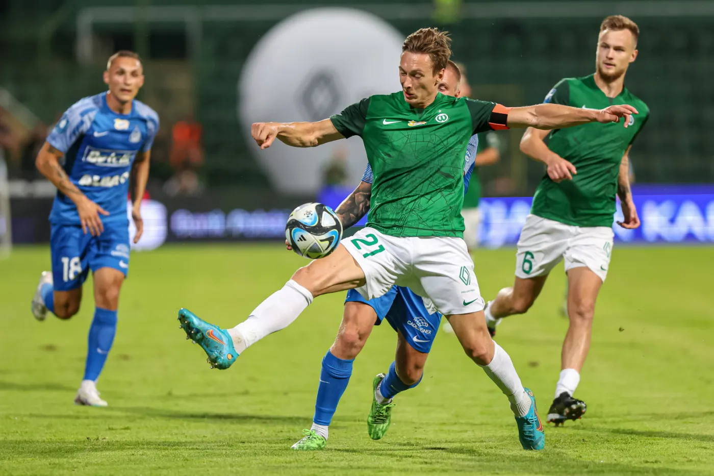 Ruch w końcówce zdołał trafić i uratował punkt w meczu z Wartą [WIDEO]