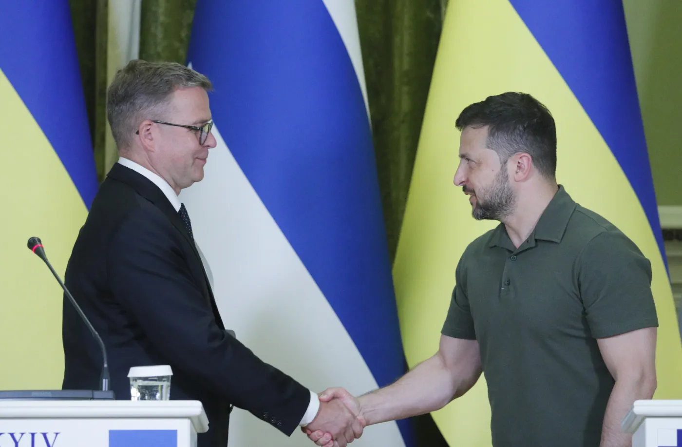Prezydent Wołodymyr Zełenski i premier Finllandii Petteri Orpo