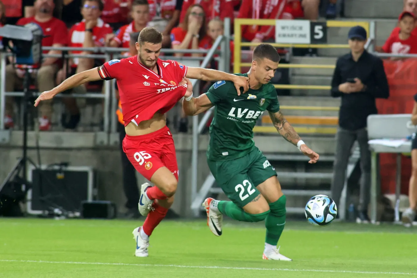 Cenne trzy punkty Śląska. Wyjazdowe zwycięstwo w Łodzi [WIDEO]