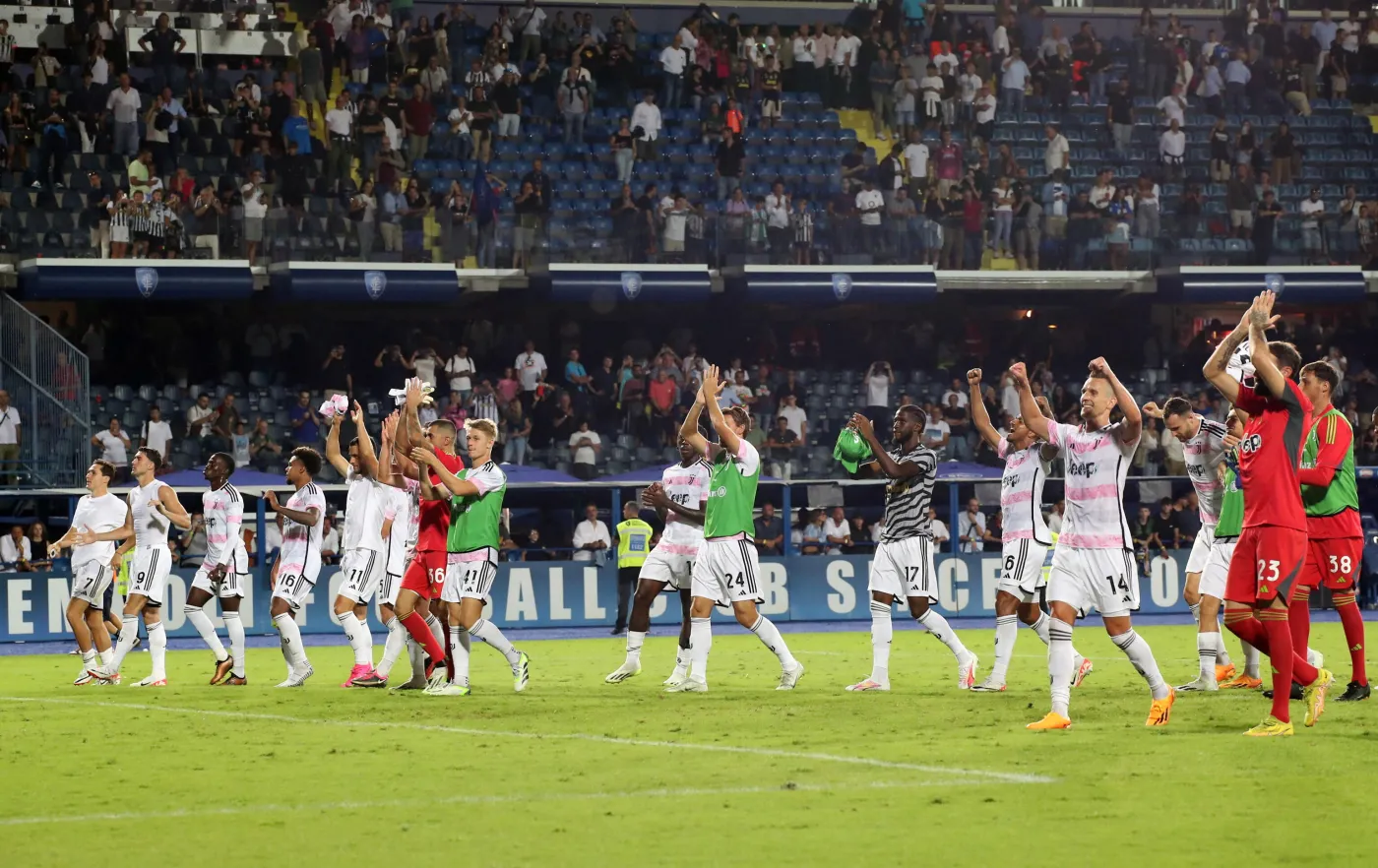 Milika zaliczył asystę i... poprzeczkę. Bereszyński zadebiutował w Empoli [WIDEO]