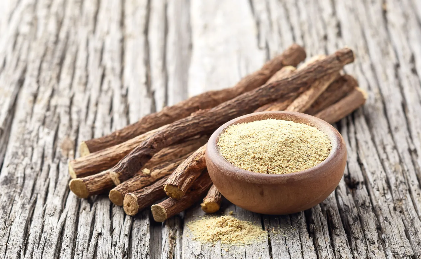 Korzeń lukrecji. 9 powodów, dla których warto go jeść