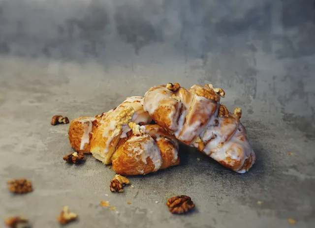 Rogal świętomarciński: Legendarny poznański przysmak z okazji 11 listopada