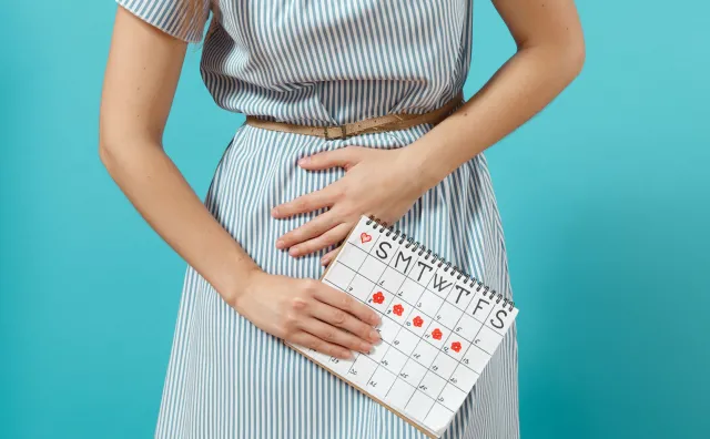 Skąd zachcianki i większy apetyt przed okresem? To badanie dostarcza dowodów, że...