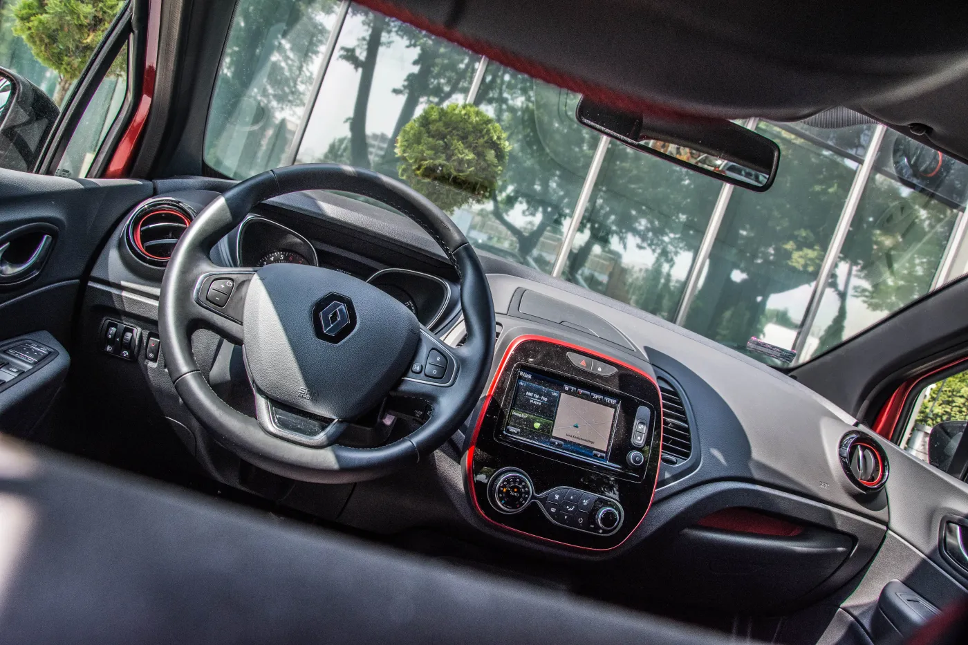 Test: Renault Captur TCe 130 FAP Red Edition - pewny siebie Francuz