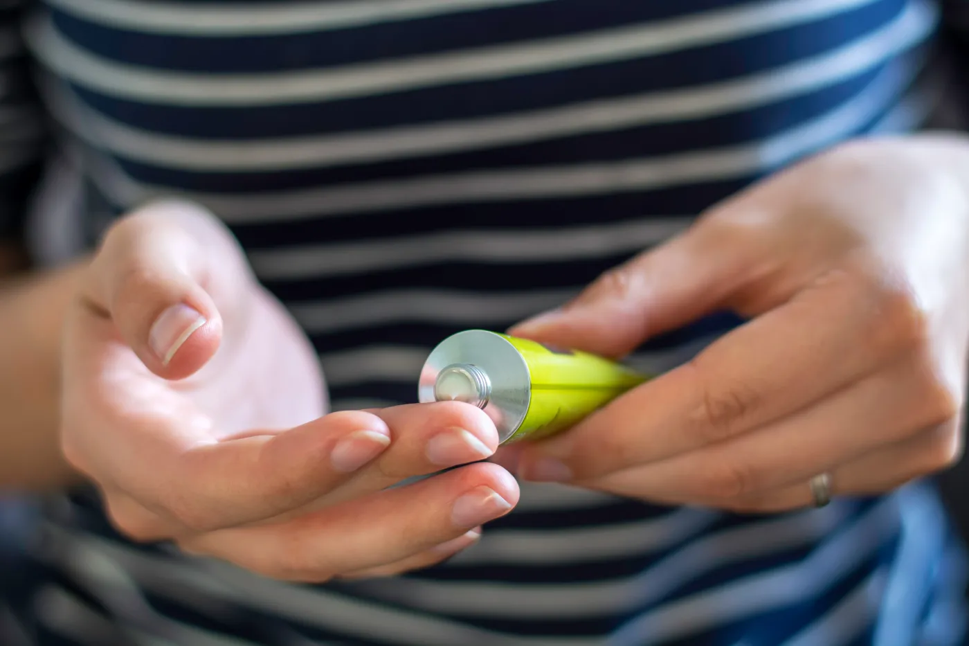 Ta maść była popularna w PRL-u, dziś kosztuje kilka zł. Na zmarszczki zdziała cuda