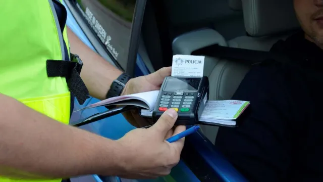 Mandat 5 tys. zł to nie wszystko. To pierwszy kierowca w Polsce ukarany w ten sposób