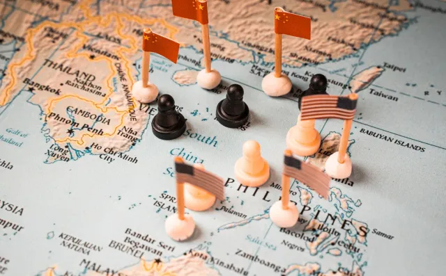 Wielkie manewry z udziałem USA na Morzu Południowochińskim. Pekin wysyła "patrol bojowy"