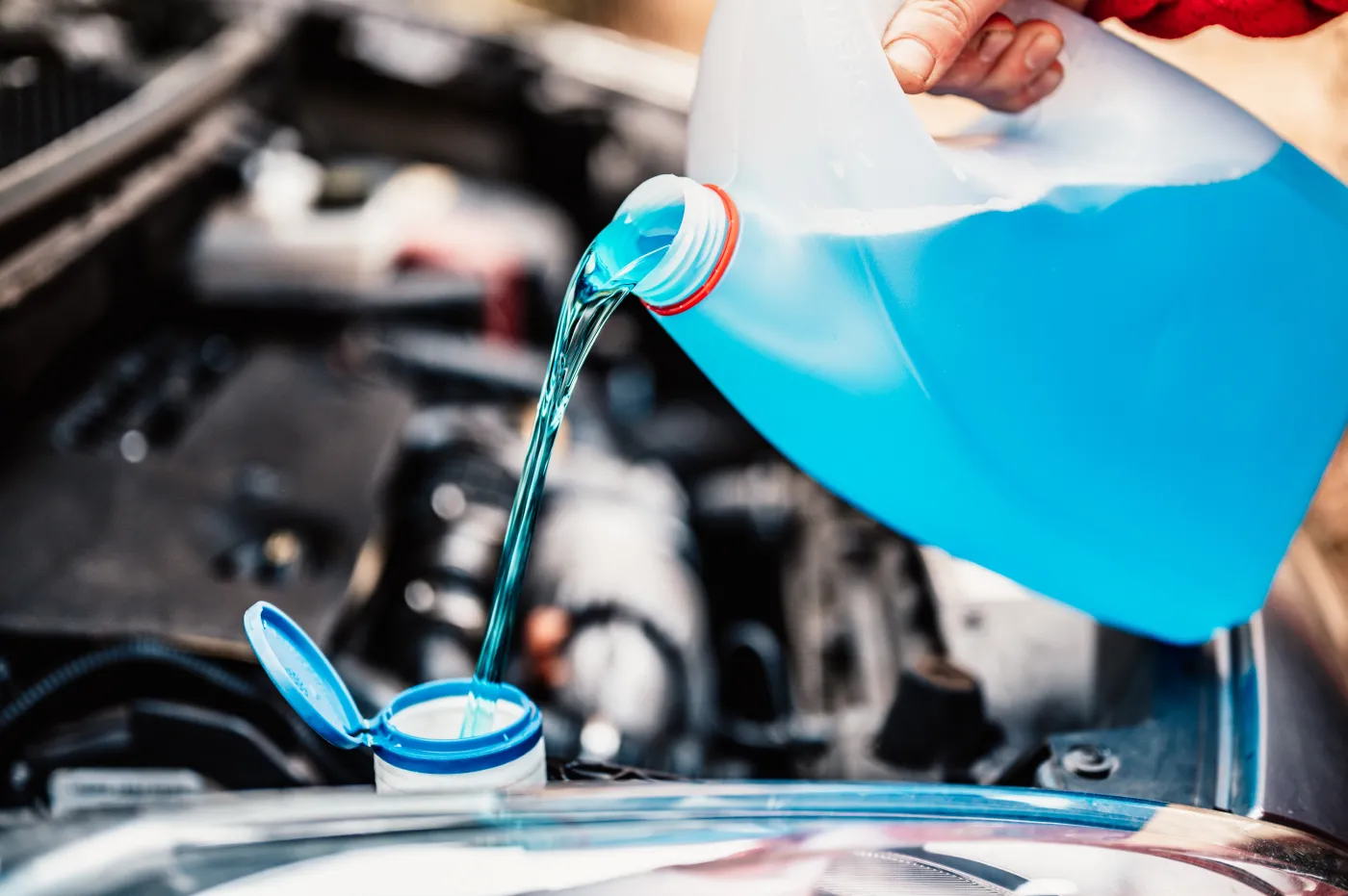 Sprawdzili zimowe płyny do spryskiwaczy: Wyniki testów przy -20°C są gorsze, niż myślisz