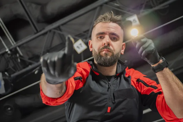 Ratownik medyczny: Przy reanimacji dzieci o wiele później się odpuszcza [ROZMOWA]