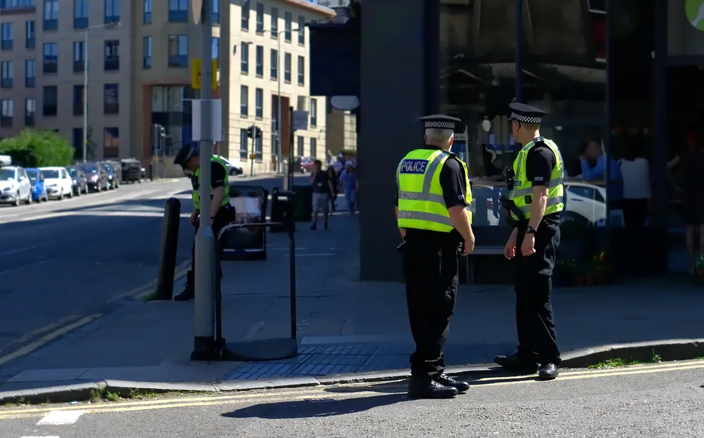 Zawołał psa i wtedy padły ciosy... "Ty polski sk...! Wracaj do swojego kraju"