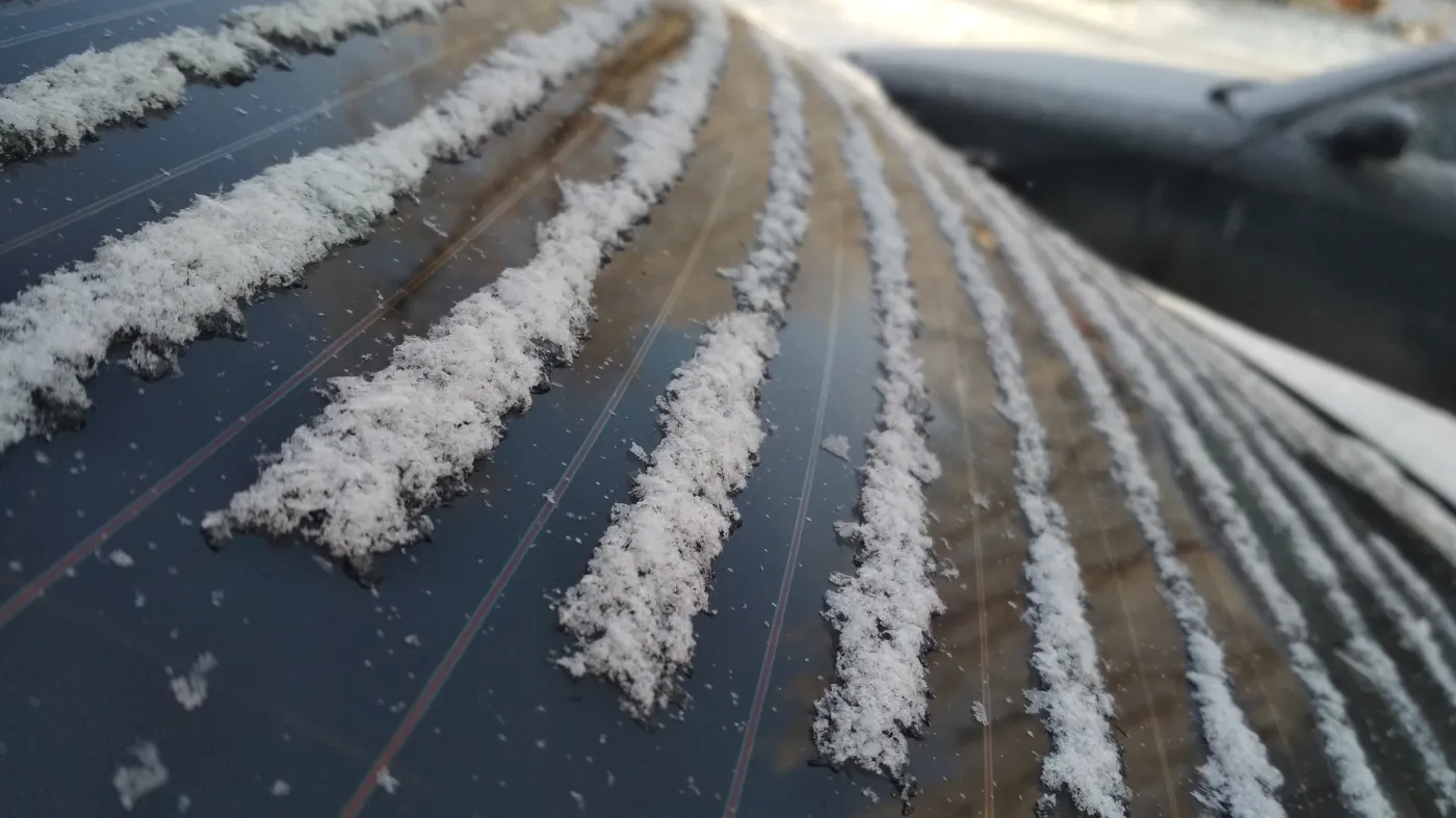 Ukryta funkcja w samochodzie. Odśnieżanie może być o wiele łatwiejsze
