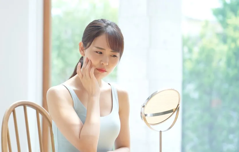 Jak poradzić sobie z opuchniętą twarzą? Poznaj nasze sprawdzone triki