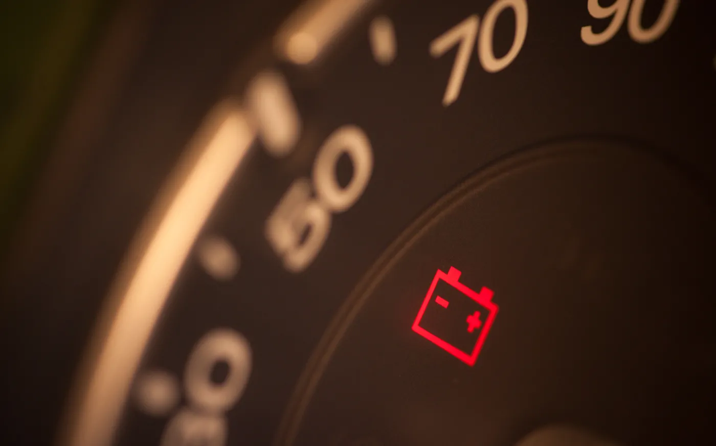 Gdy zapali się ta kontrolka, to daleko nie zajedziesz. Naprawa może być droga