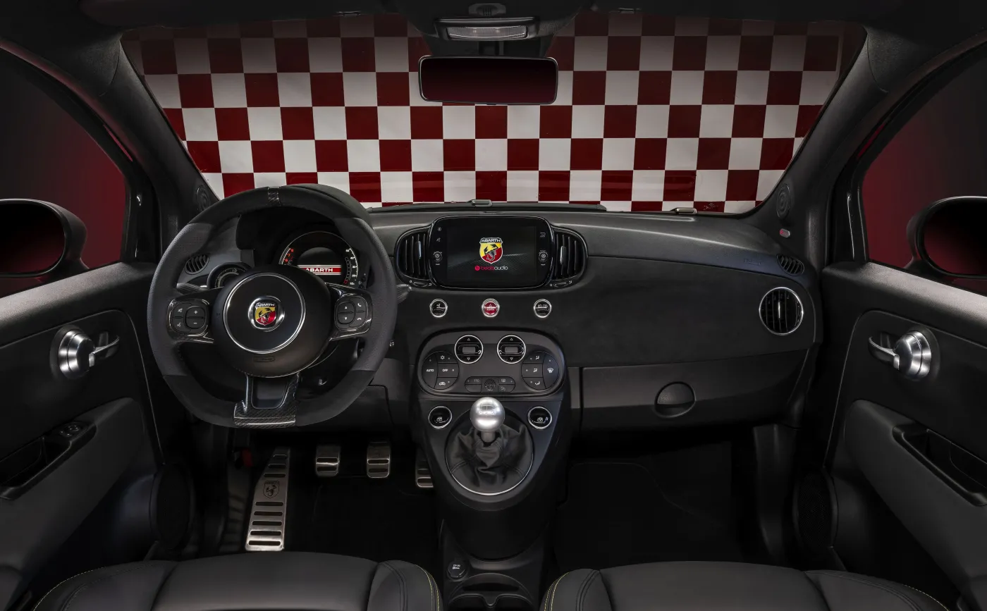 abarth75anniversario-3--38090959.jpg