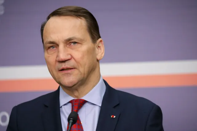 Niepokojące dane. Sikorski w ONZ: Taki obszar zaminowała Rosja