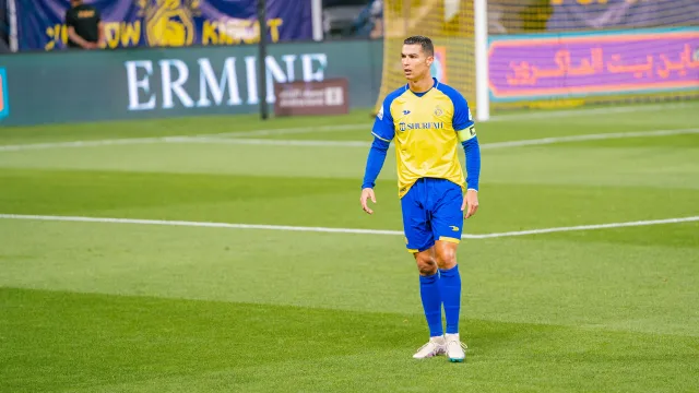 Żenujący gest Cristiano Ronaldo. Saudyjczycy wszczęli postępowanie przeciwko Portugalczykowi [WIDEO]